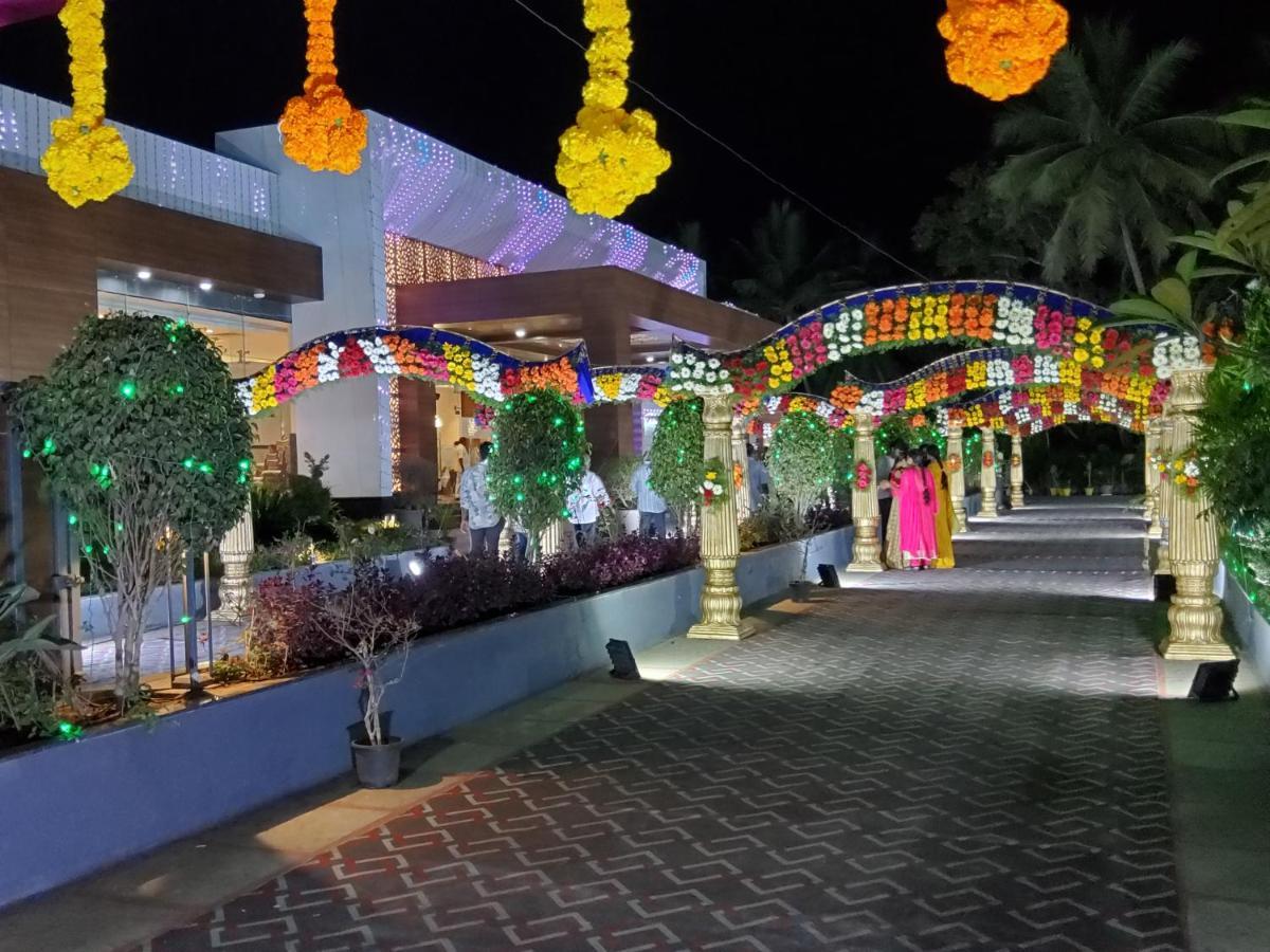 Hotel S-Inn Palakollu Exterior photo